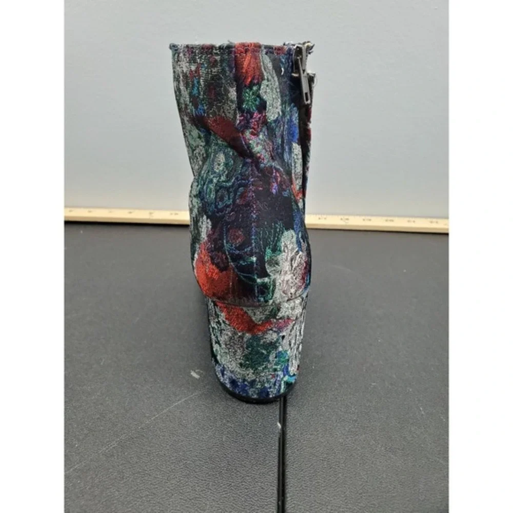 Zigi Soho Nydia Ankle Booties Boots Womens Size 9 Black Multi Floral Side Zipper